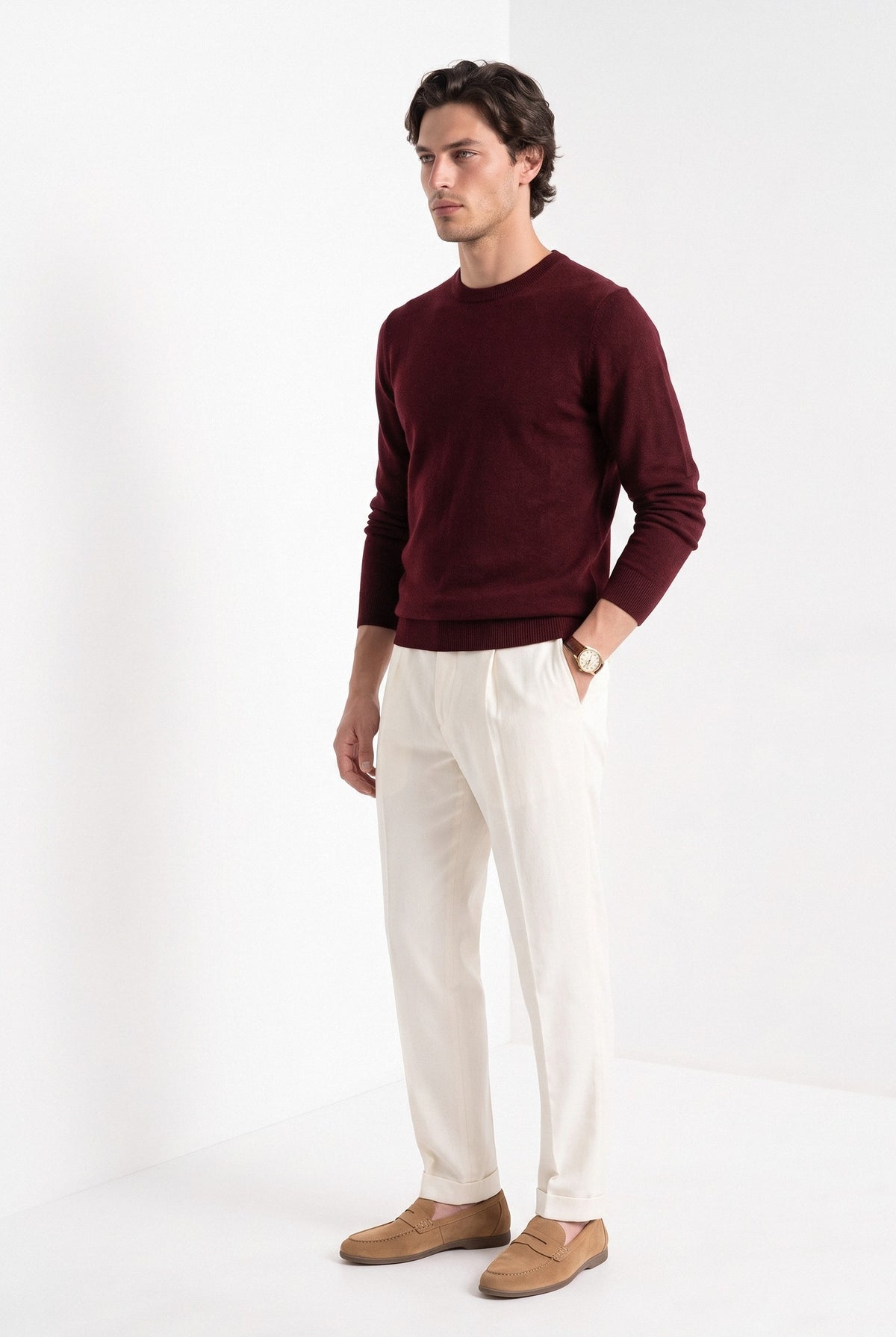 BLENIN men's 100% wool crew neck sweater in burgundy, three-quarter view