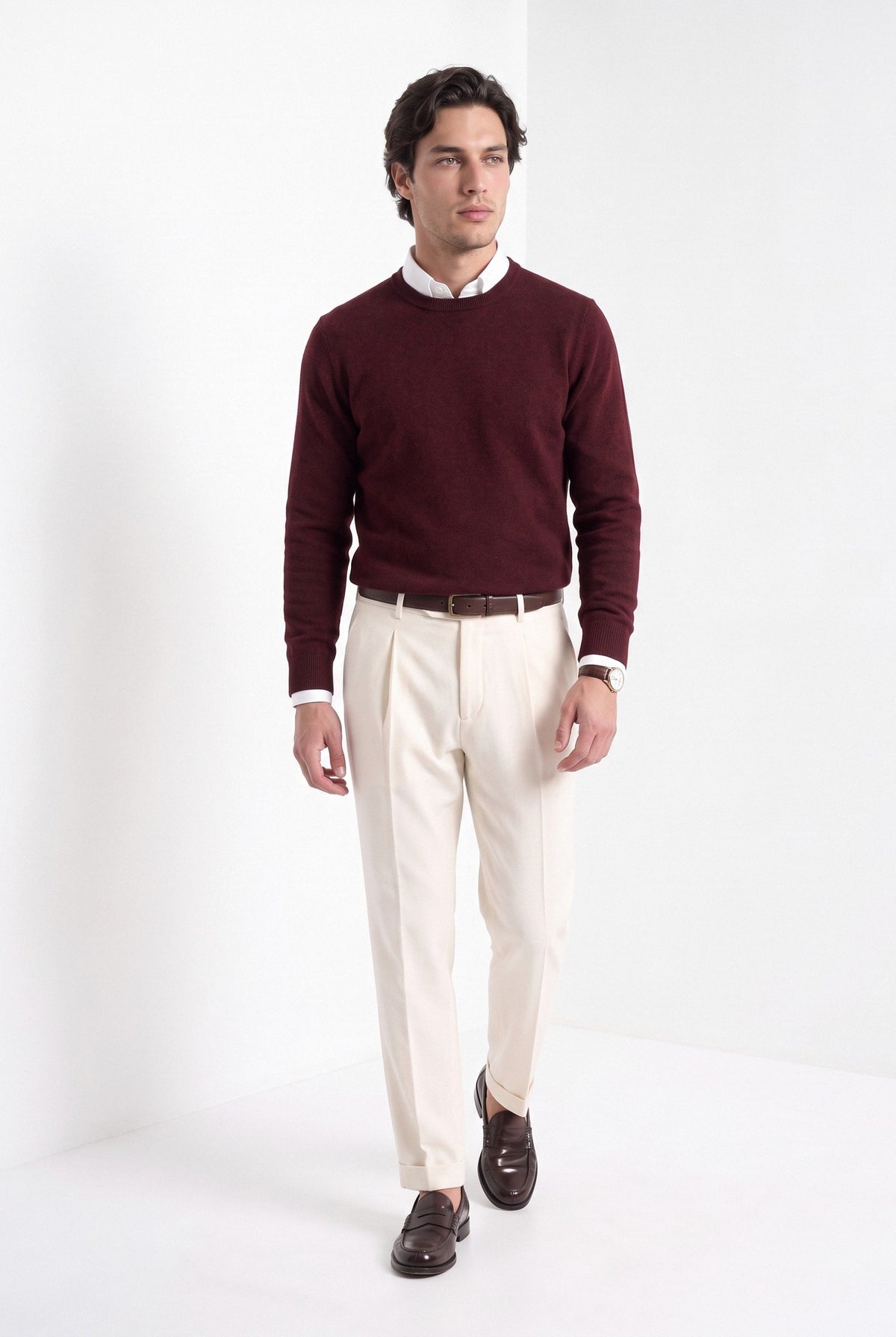 BLENIN men's 100% wool crew neck sweater in burgundy, full-length look