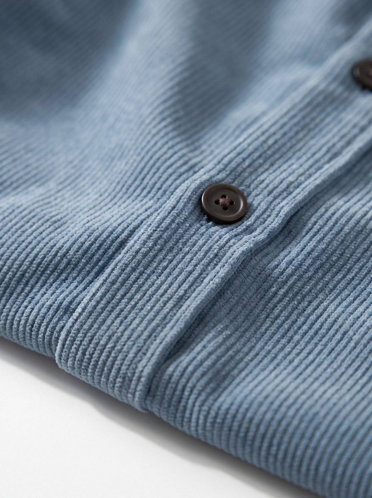 BLENIN men's corduroy overshirt in smoke blue, fabric close-up