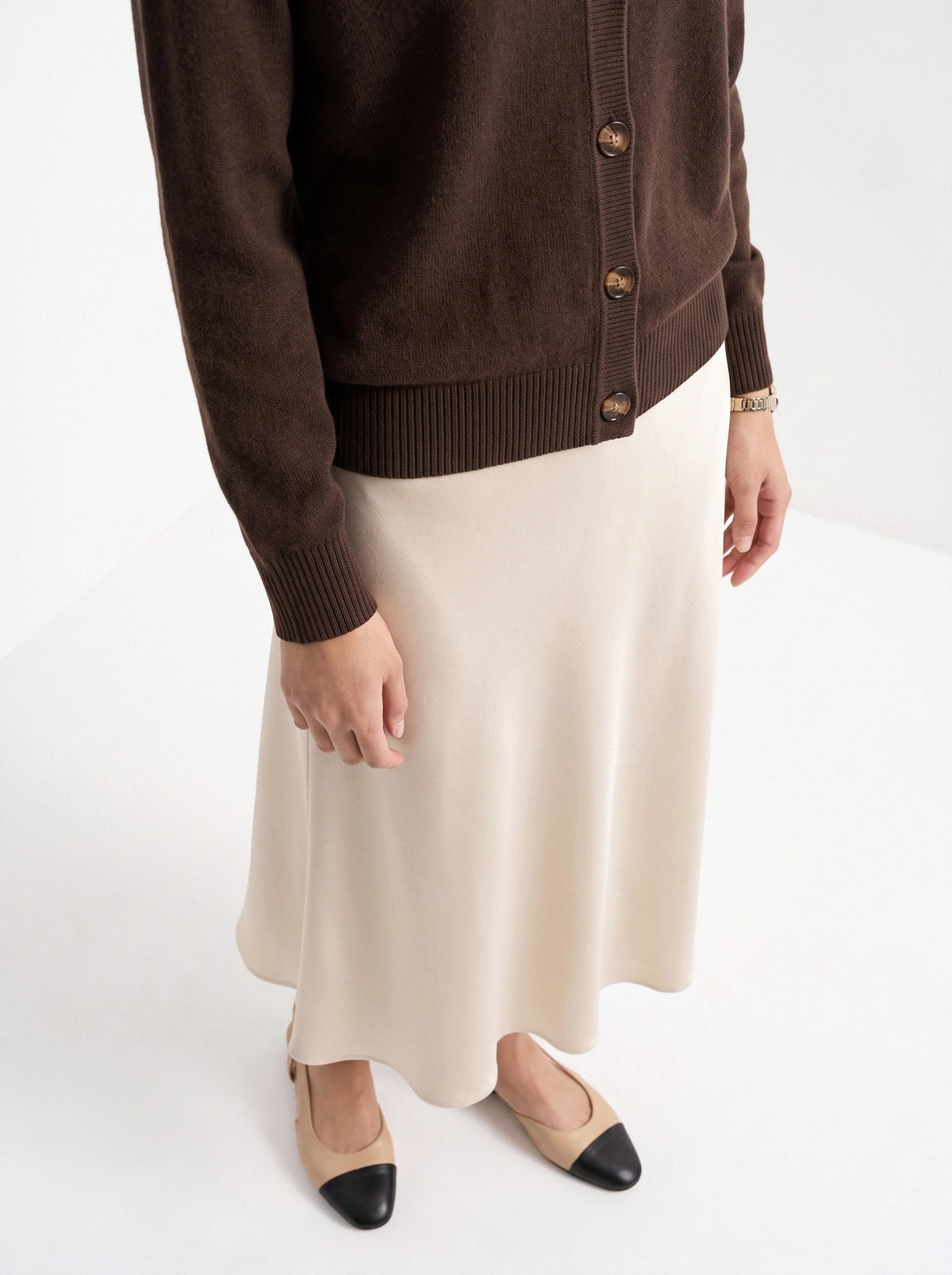 BLENIN collared button cardigan in chocolate, fit detail at the hem and cuff