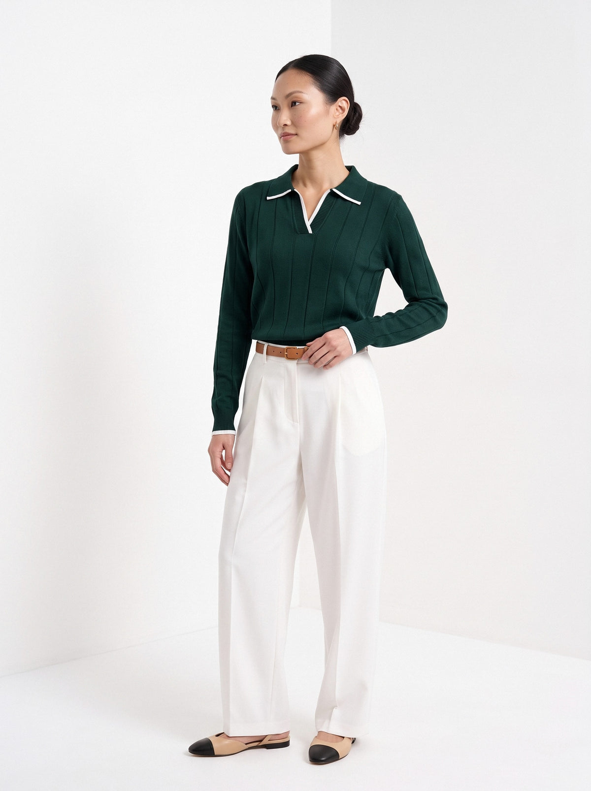 BLENIN contrast trim knit polo in forest green, three-quarter view