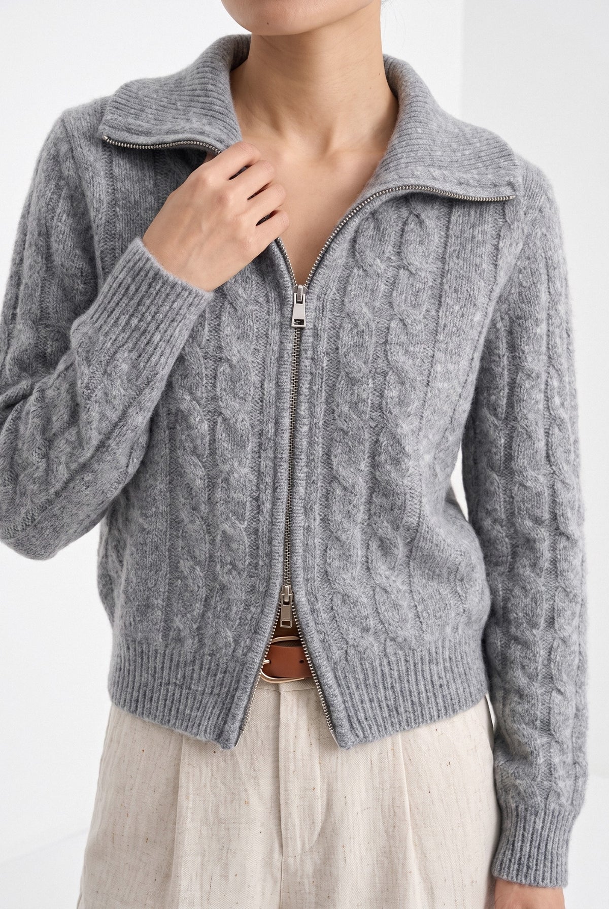 BLENIN cable zip collar cardigan in grey, close-up of the details