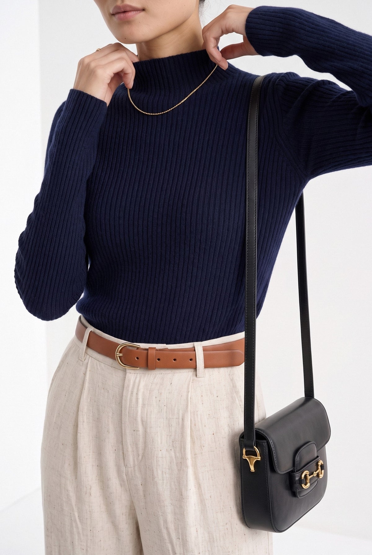 BLENIN cashmere mock neck sweater in navy, close-up of the details