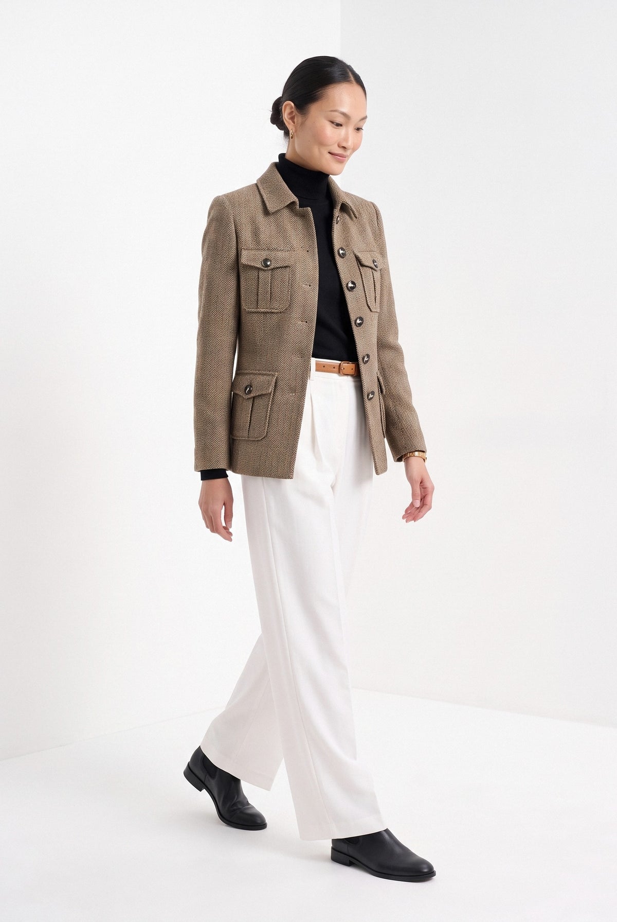 BLENIN herringbone field jacket in camel, full outfit, walking