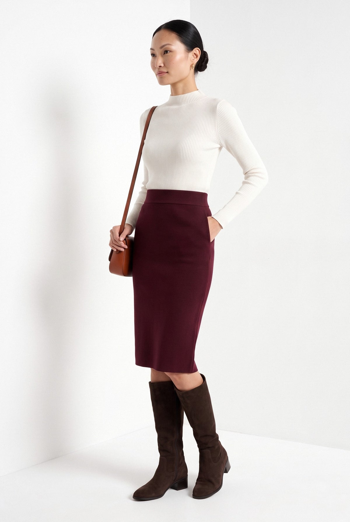 BLENIN women's knit pencil skirt in burgundy, three-quarter view