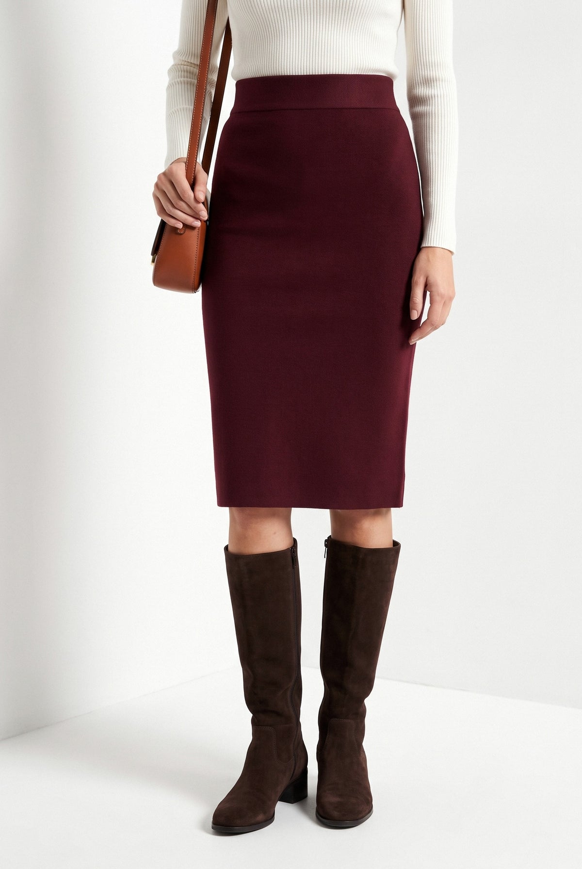 BLENIN women's knit pencil skirt in burgundy, front portrait