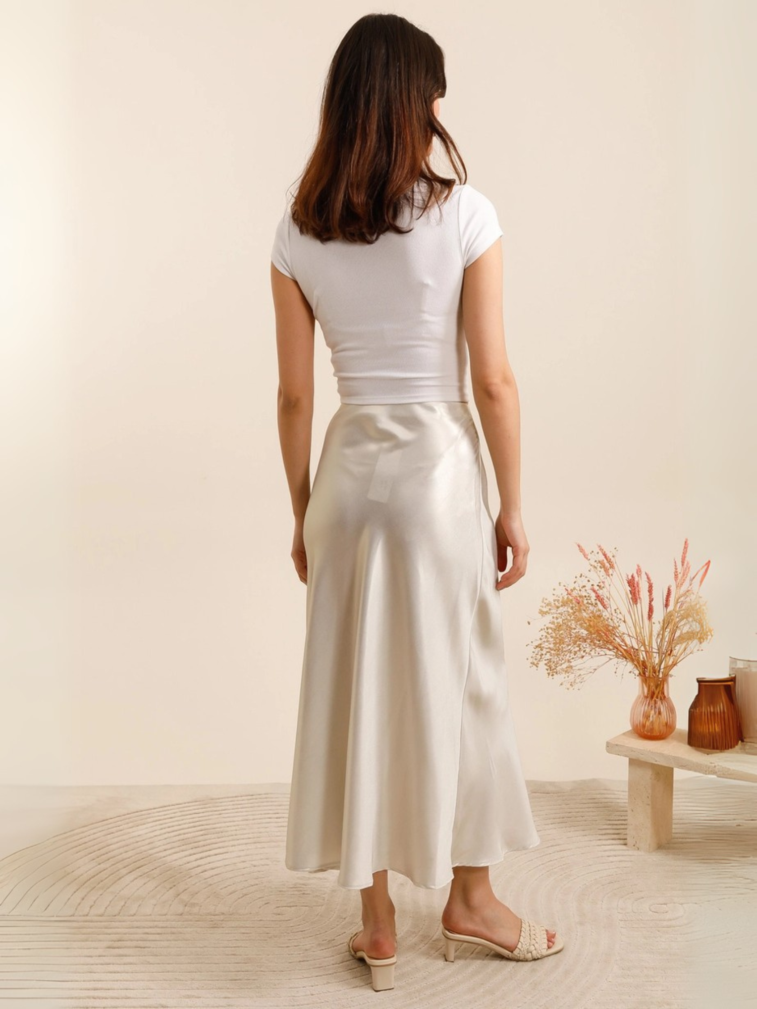 Old Money Satin Midi Skirt – BLENIN