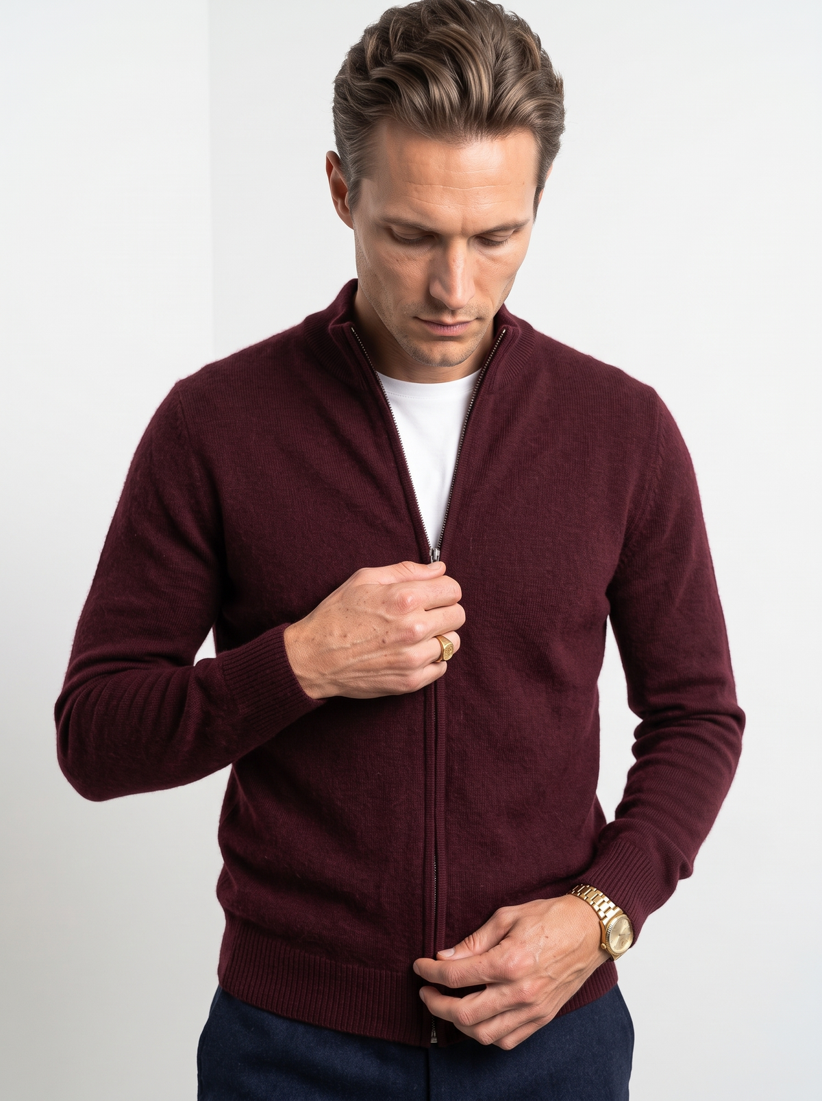 Men's wool full zip cardigan in burgundy
