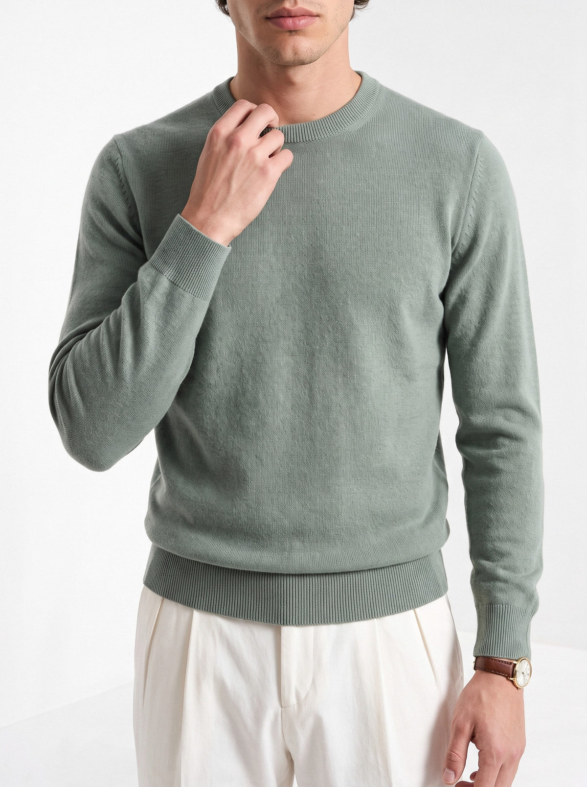 BLENIN men's 100% wool crew neck sweater in sage, close-up of the details