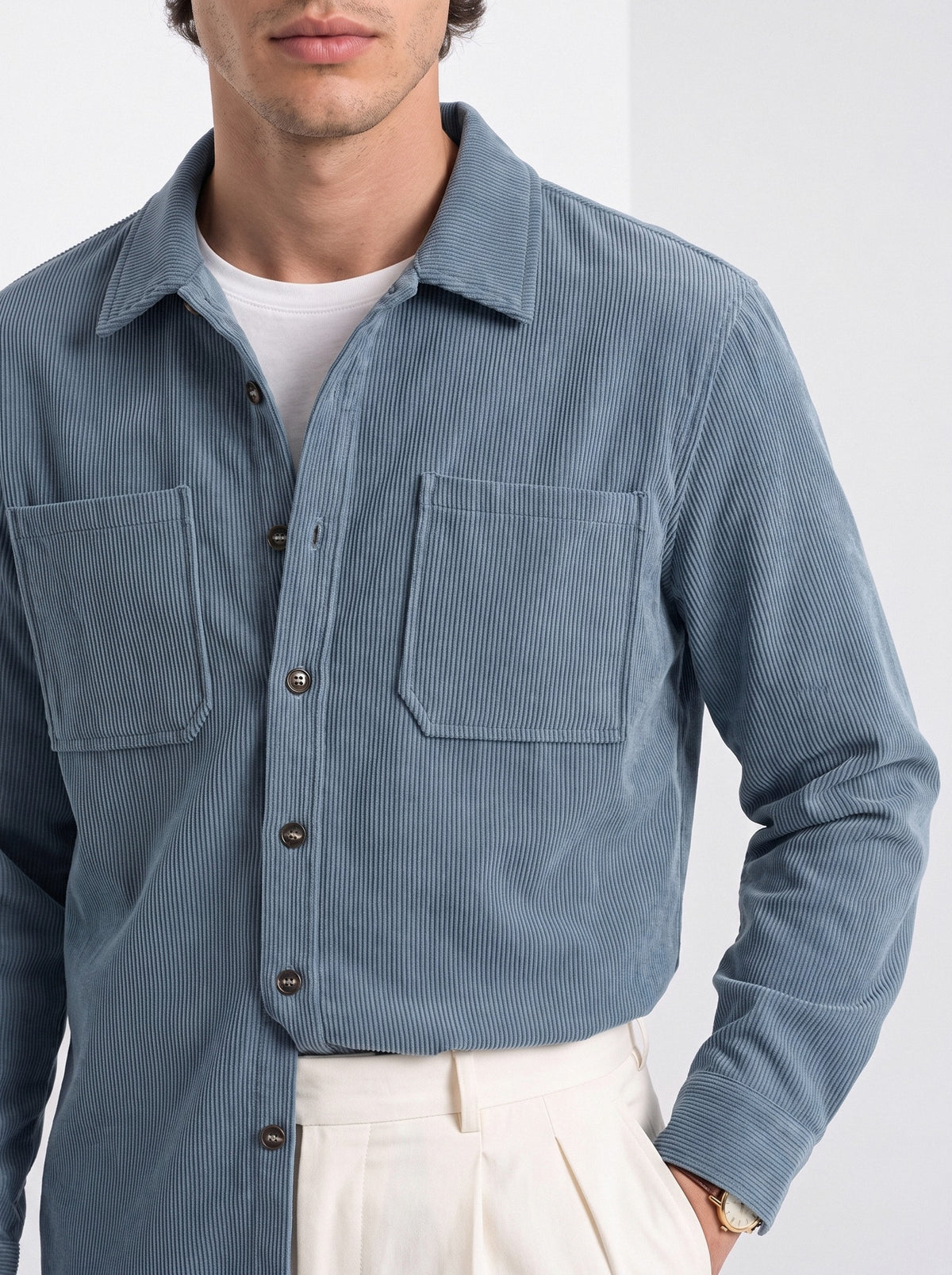 BLENIN men's corduroy overshirt in smoke blue, close-up of the details