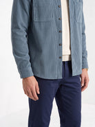 BLENIN men's corduroy overshirt in smoke blue, fit detail