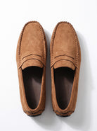 BLENIN men's suede-look driving loafers in tan, pair from above