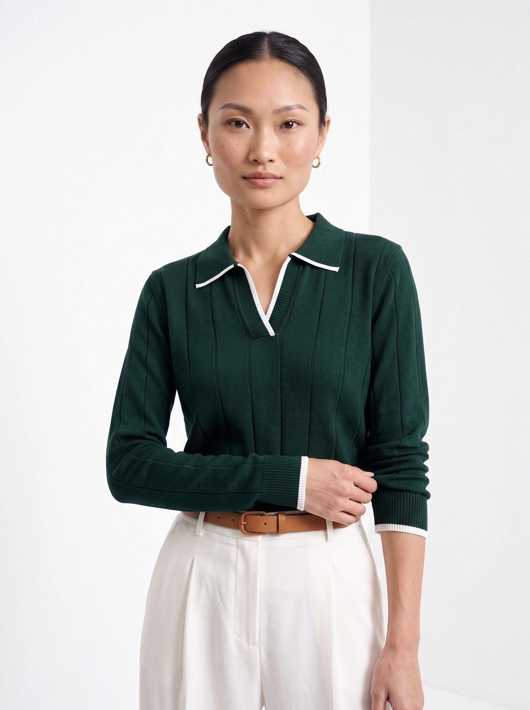 BLENIN contrast trim knit polo in forest green, front portrait