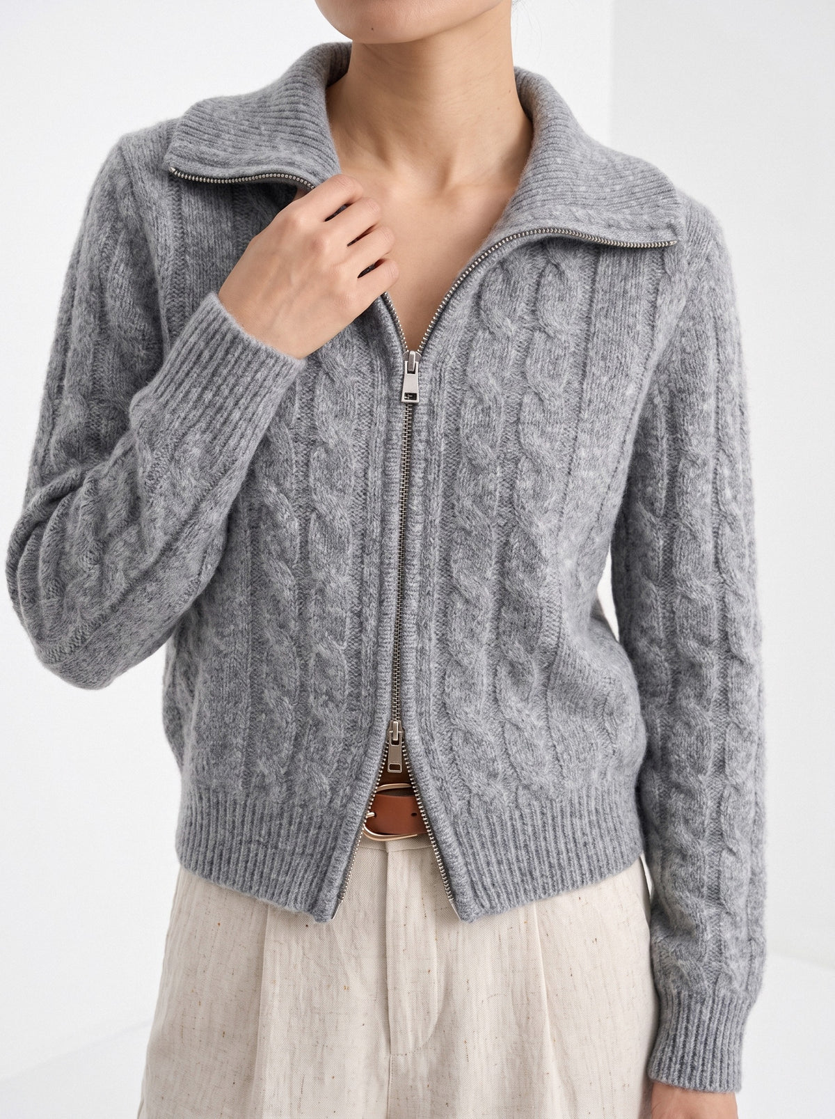 BLENIN cable zip collar cardigan in grey, close-up of the details