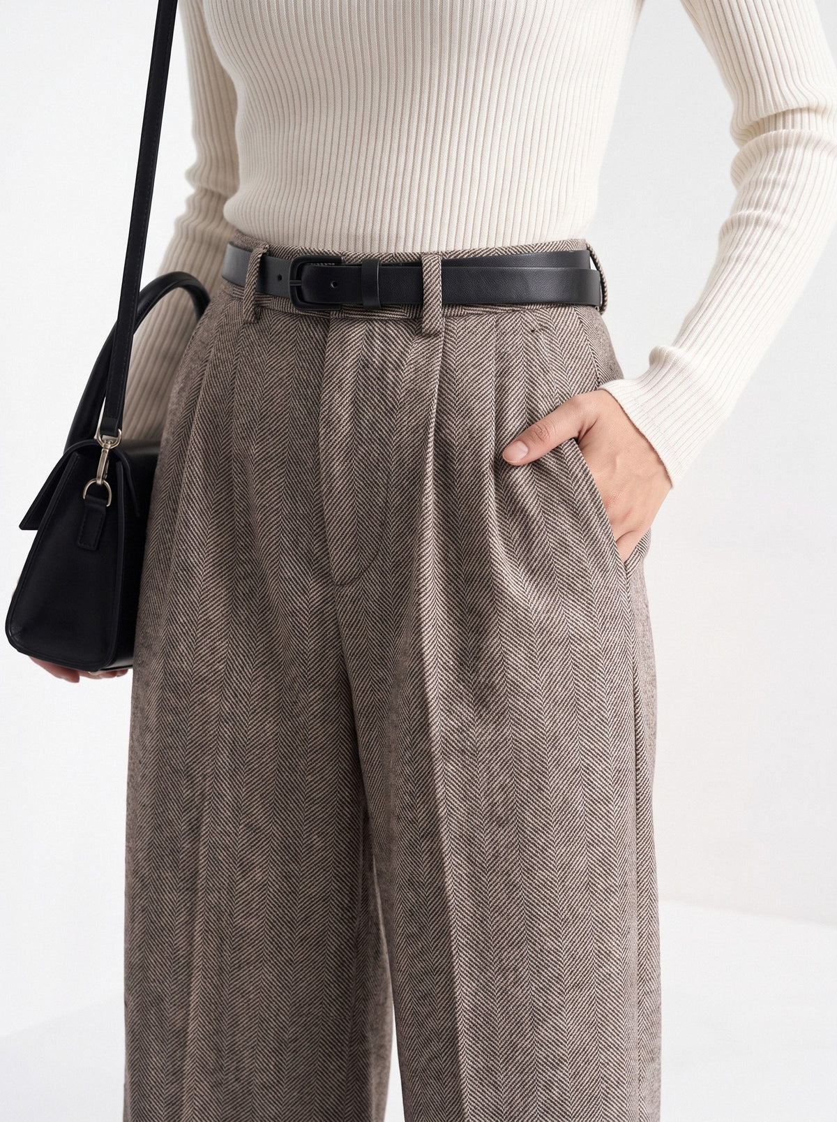 BLENIN herringbone wide leg trousers in coffee, close-up of the details