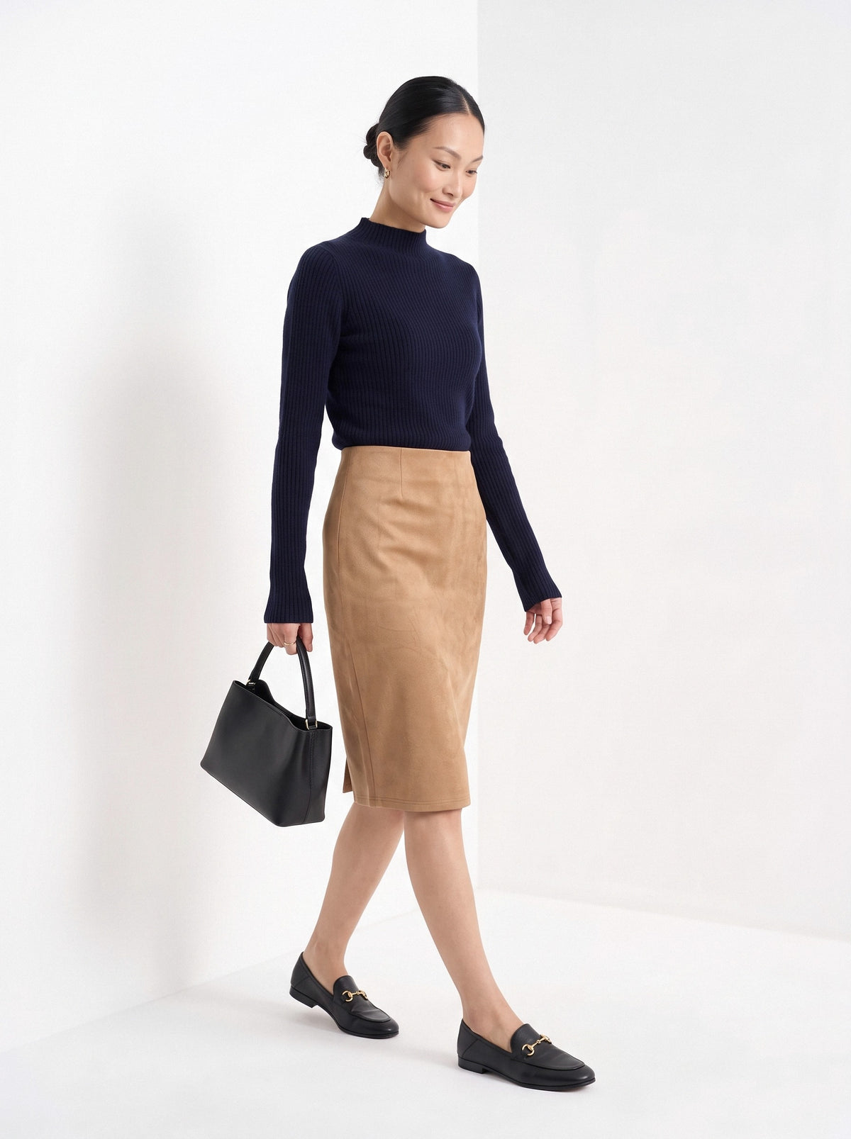 BLENIN women's suede-look pencil skirt in camel, full outfit, walking