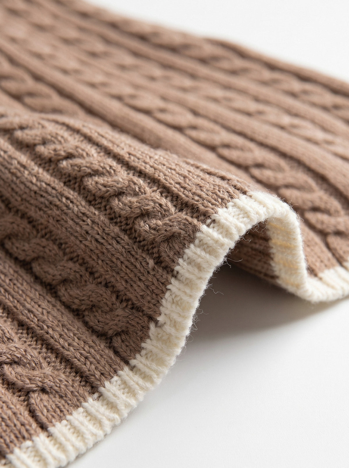 BLENIN women's cable knit polo skirt set in taupe, fabric close-up